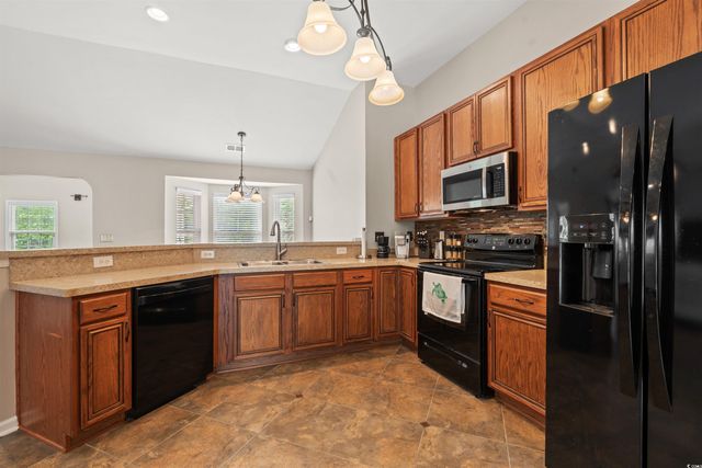 3 Birdsong Ct., Murrells Inlet, SC 29576