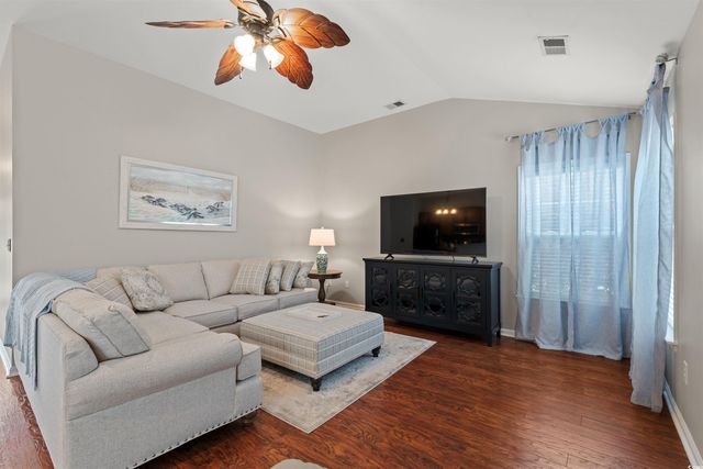 3 Birdsong Ct., Murrells Inlet, SC 29576