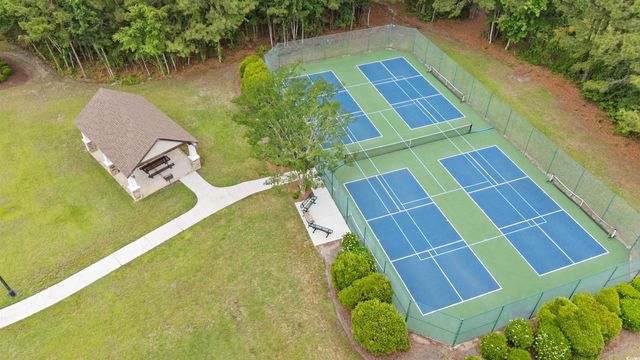 3 Birdsong Ct., Murrells Inlet, SC 29576