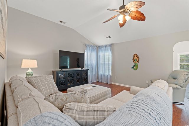 3 Birdsong Ct., Murrells Inlet, SC 29576