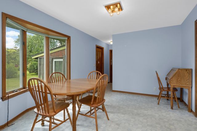 6927 Dupont Avenue N, Brooklyn Center, MN 55430