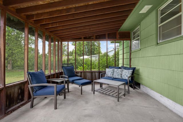6927 Dupont Avenue N, Brooklyn Center, MN 55430