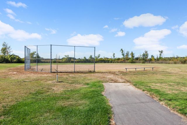 6927 Dupont Avenue N, Brooklyn Center, MN 55430