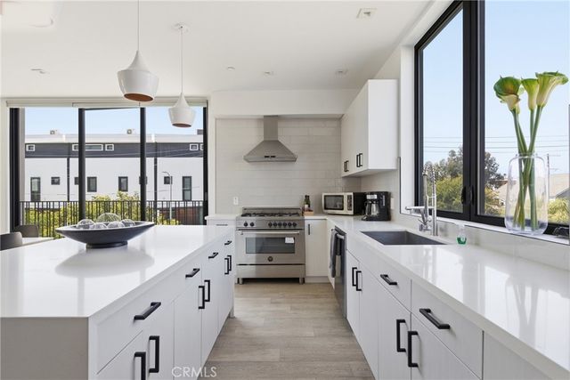 2432 Penmar Avenue 201, Venice, CA 90291