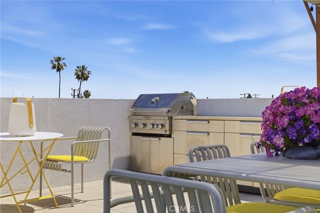 2432 Penmar Avenue 201, Venice, CA 90291