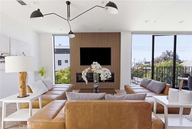 2432 Penmar Avenue 201, Venice, CA 90291