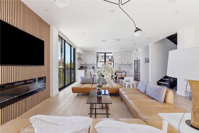 2432 Penmar Avenue 201, Venice, CA 90291
