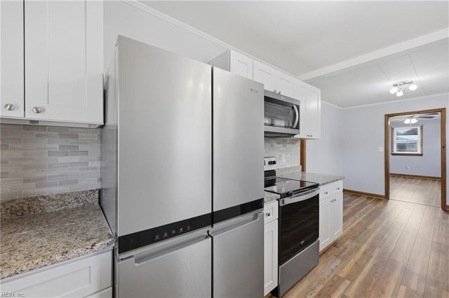 1813 Fearing AVE, Elizabeth City, NC 27909