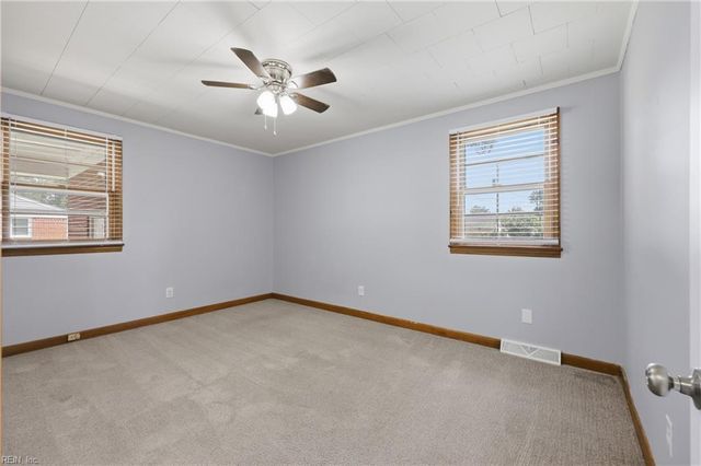 1813 Fearing AVE, Elizabeth City, NC 27909