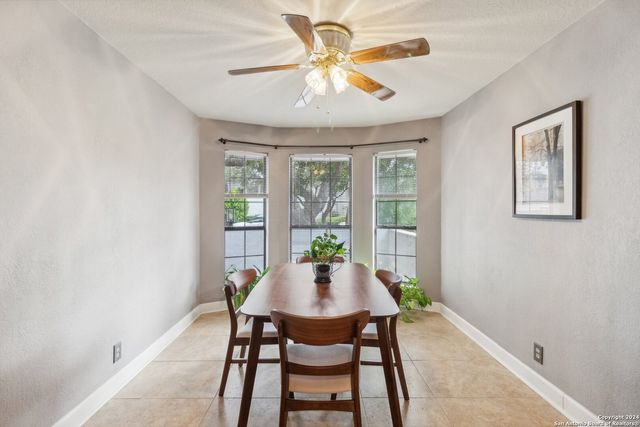 14819 River Gln N, San Antonio, TX 78216