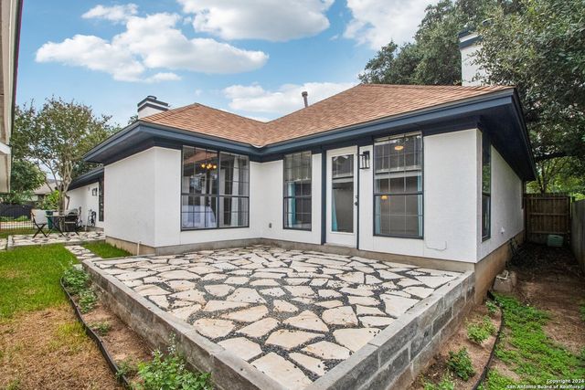 14819 River Gln N, San Antonio, TX 78216