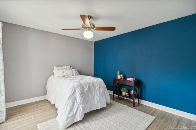 14819 River Gln N, San Antonio, TX 78216