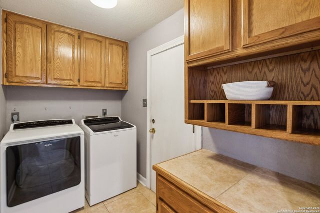 14819 River Gln N, San Antonio, TX 78216