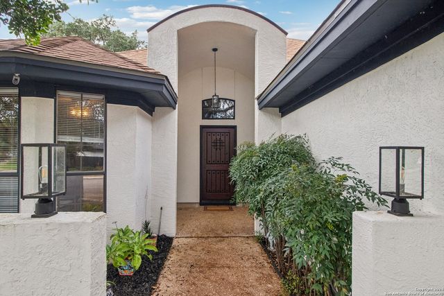 14819 River Gln N, San Antonio, TX 78216