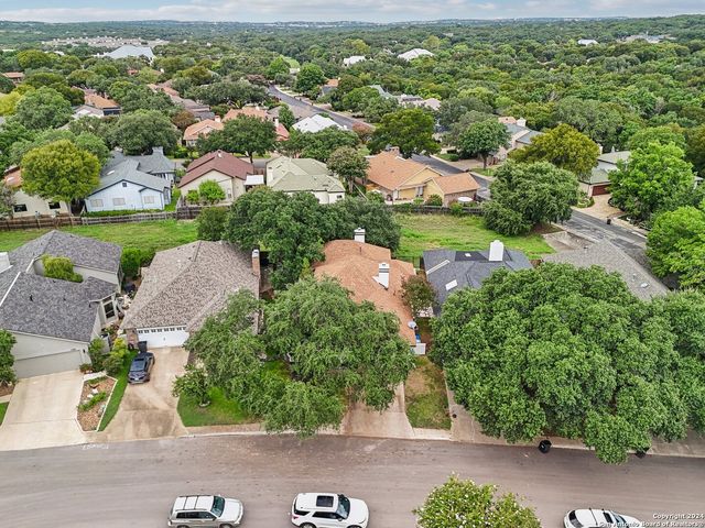 14819 River Gln N, San Antonio, TX 78216