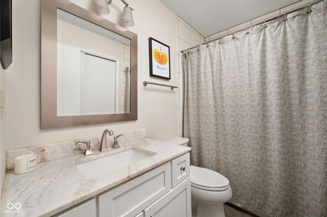 813 E 79th Street, Indianapolis, IN 46240