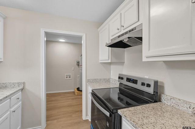 1005 E 9th, Mt Pleasant, TX 75455