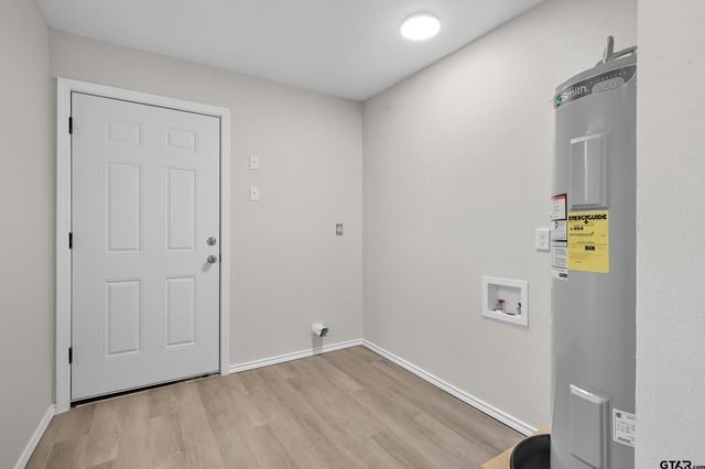 1005 E 9th, Mt Pleasant, TX 75455