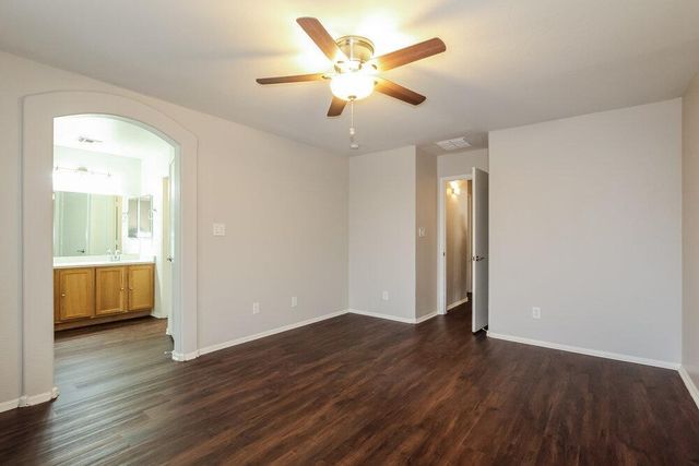 15052 W Bottle Tree Avenue, Surprise, AZ 85374