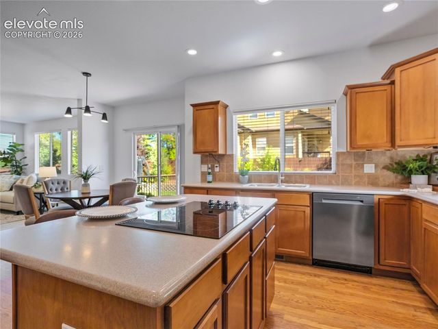 6816 Prairie Wind Drive, Colorado Springs, CO 80923