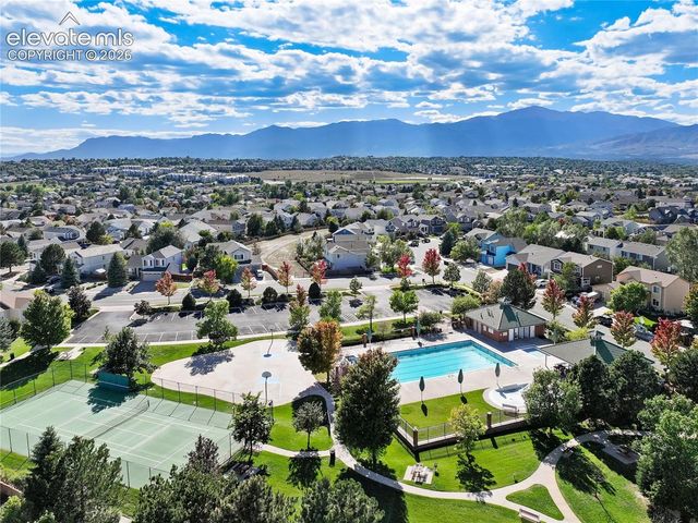 6816 Prairie Wind Drive, Colorado Springs, CO 80923