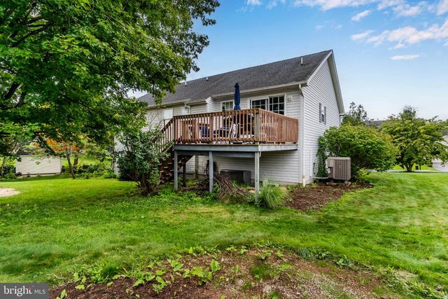 473 FRANKLIN SQUARE DR, Chambersburg, PA 17201