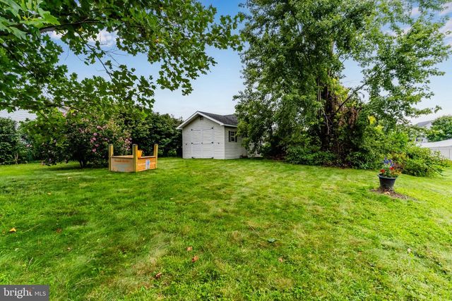 473 FRANKLIN SQUARE DR, Chambersburg, PA 17201