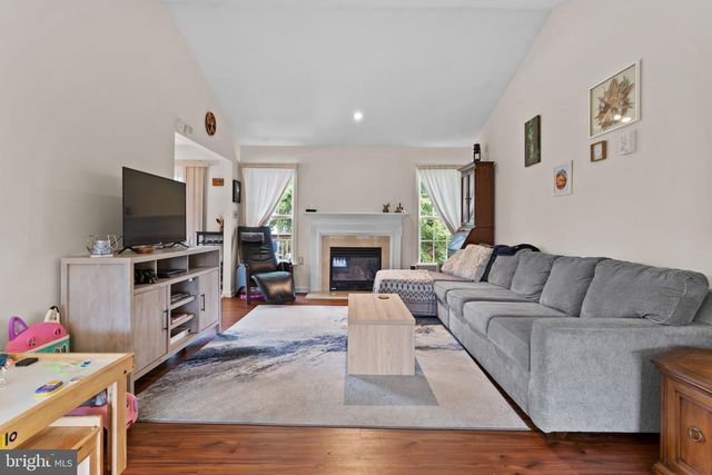 473 FRANKLIN SQUARE DR, Chambersburg, PA 17201