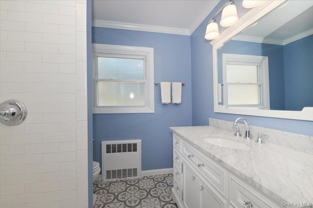 586 Seaford Avenue, Massapequa, NY 11758