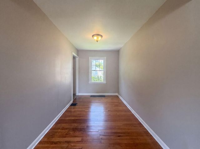 599 S Everett Avenue, Columbus, OH 43213