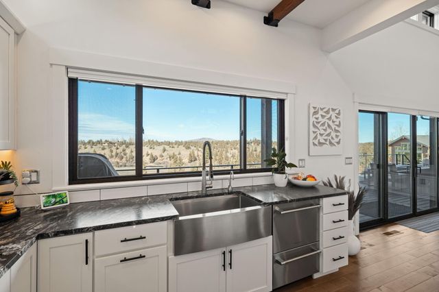 20350 Rock Canyon Road, Bend, OR 97703
