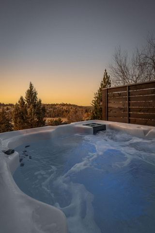 20350 Rock Canyon Road, Bend, OR 97703