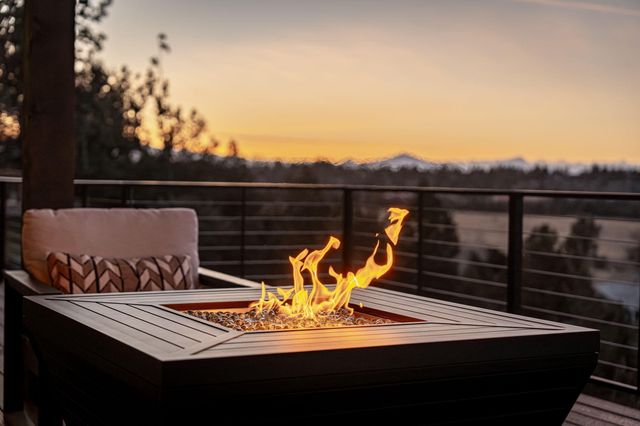 20350 Rock Canyon Road, Bend, OR 97703