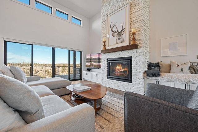 20350 Rock Canyon Road, Bend, OR 97703