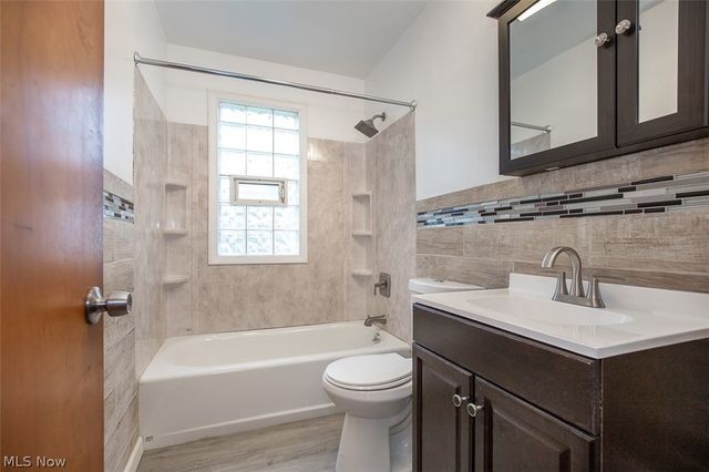 4656 W 146th Street, Cleveland, OH 44135