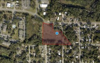 N OAKLAND STREET, Leesburg, FL 34748