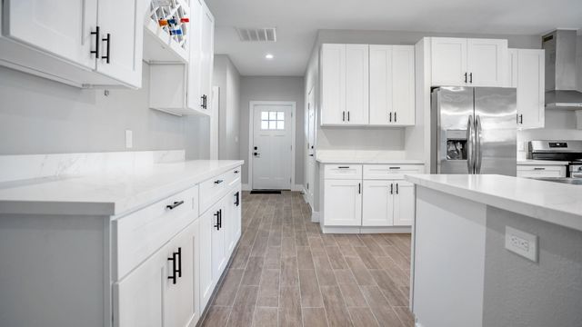 7727 Chasewood Drive, Missouri City, TX 77489