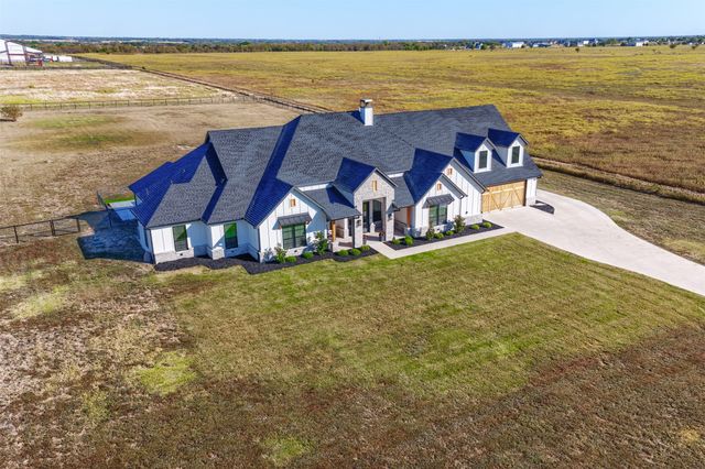 1810 Jc Maples Road, Gunter, TX 75058