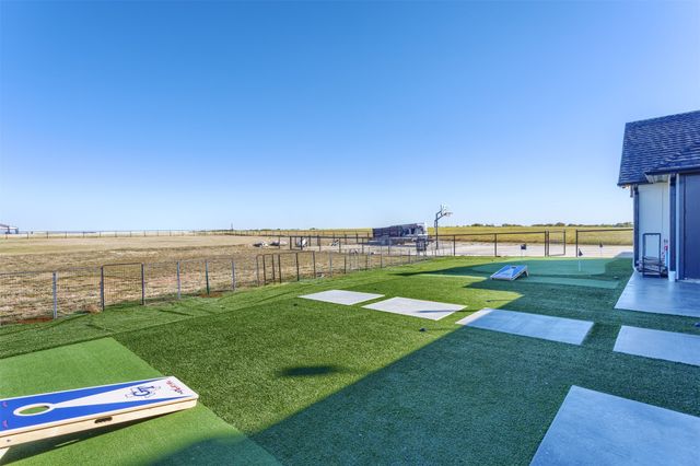 1810 Jc Maples Road, Gunter, TX 75058