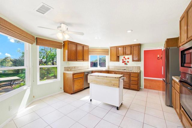 10553 Sunset Ridge Dr, San Diego, CA 92131