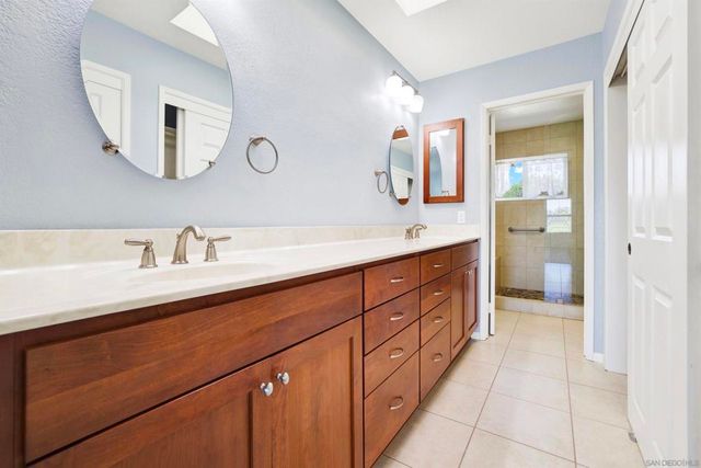 10553 Sunset Ridge Dr, San Diego, CA 92131