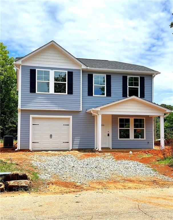 228 E Hemstead Street, Lexington, NC 27292