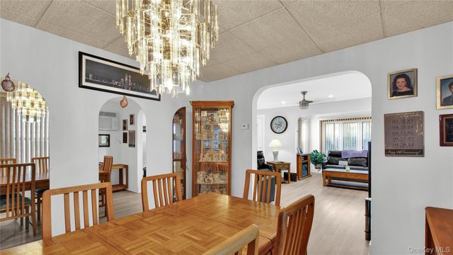 56 Liggett Road, Valley Stream, NY 11581