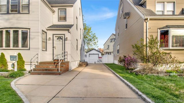 56 Liggett Road, Valley Stream, NY 11581