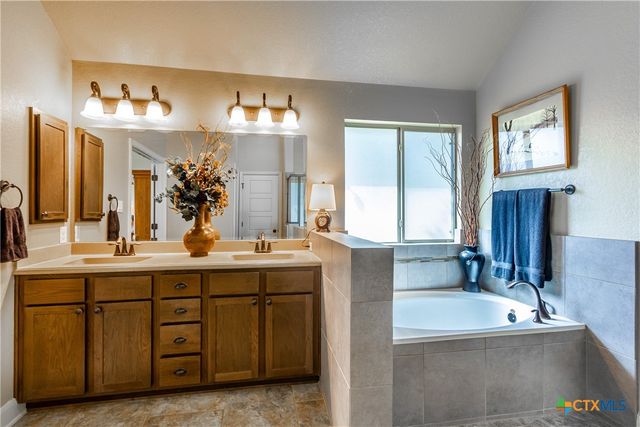 112 Lantana Crest, Spring Branch, TX 78070