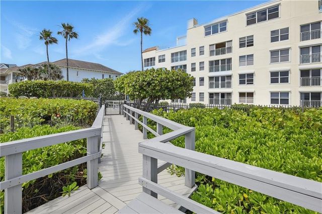 1026 Flamevine Lane 204, Vero Beach, FL 32963