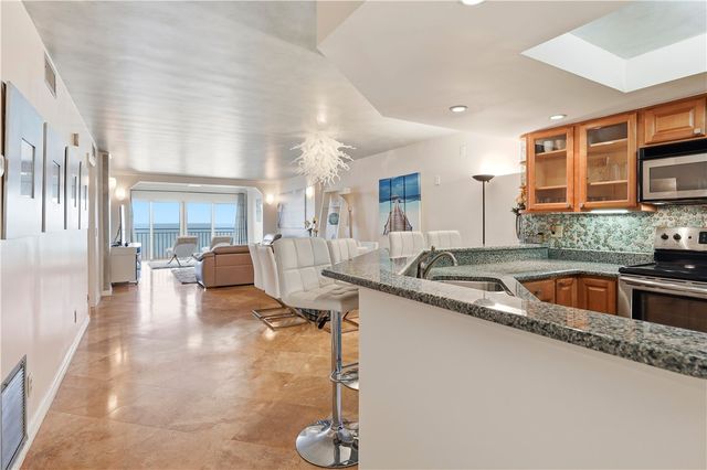 1026 Flamevine Lane 204, Vero Beach, FL 32963