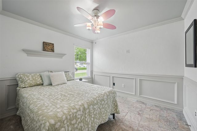 912 Glenngary Way, Denton, TX 76208