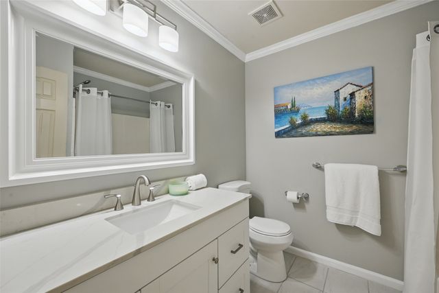 912 Glenngary Way, Denton, TX 76208
