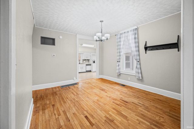 412 W Jackson Street, Mulberry, IN 46058